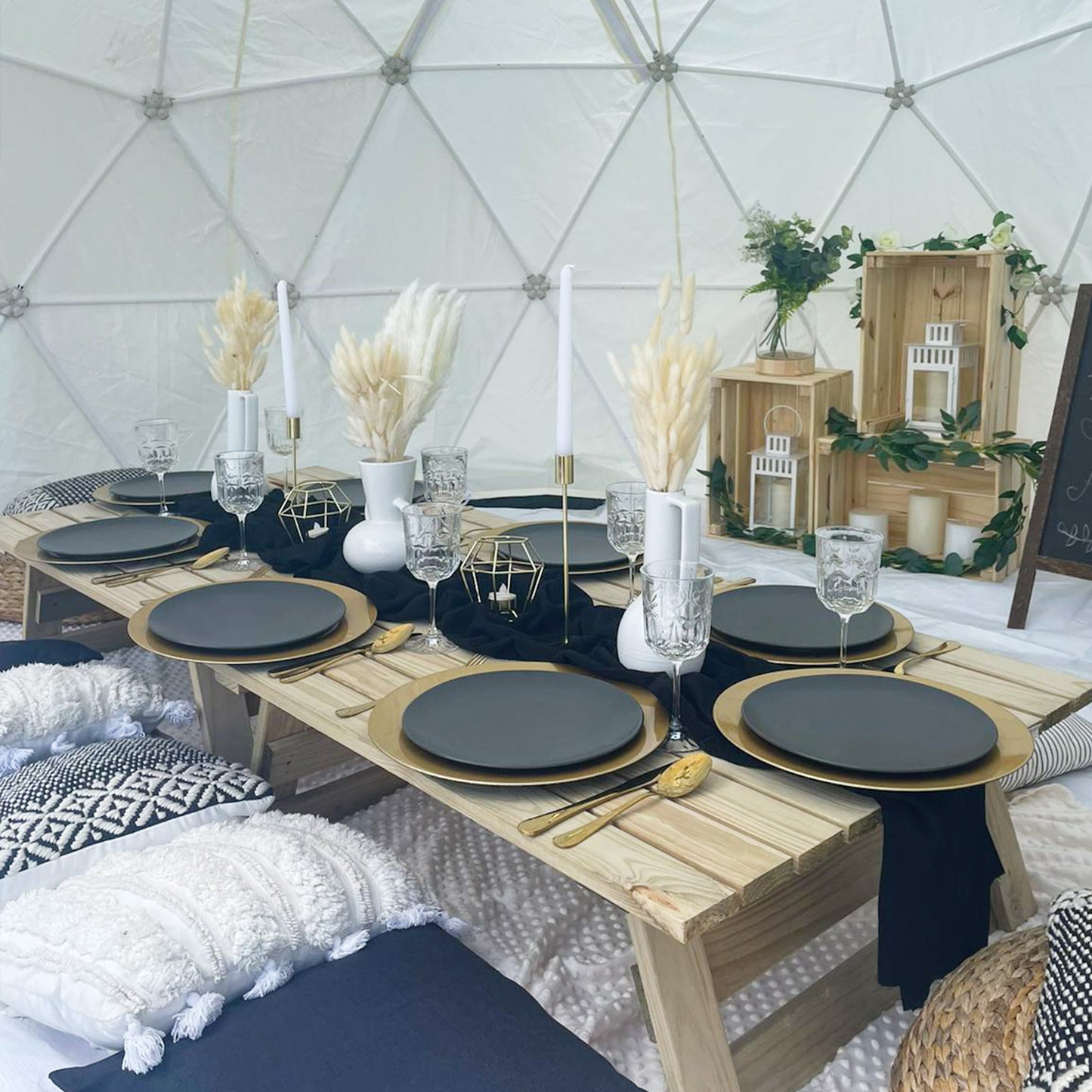 Igloo Picnic & Brunch